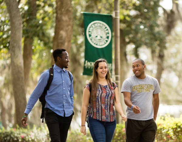 Students walking on Jacksonville University Campus.