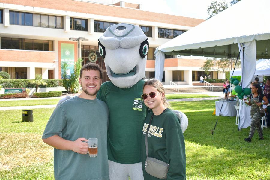 Homecoming & Family Weekend