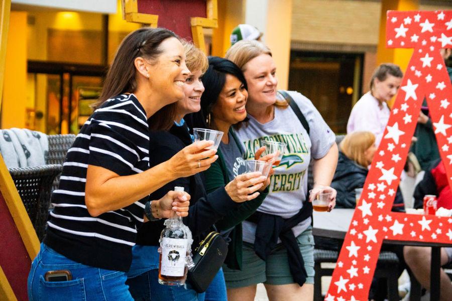 Homecoming & Family Weekend