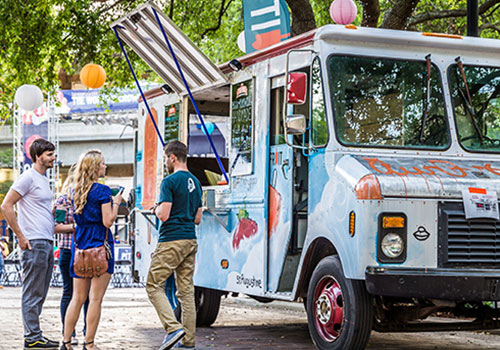 Students at a food truck