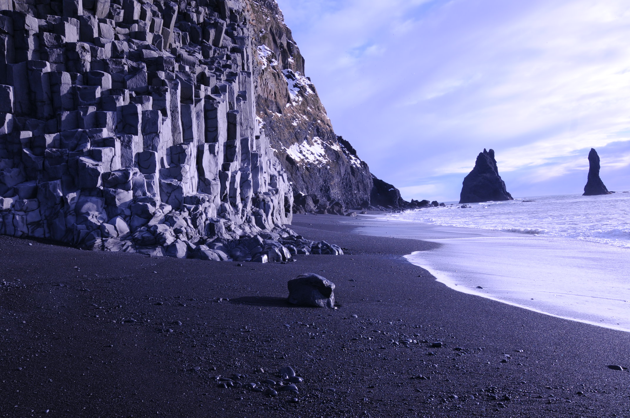 Eynisfjara Beach