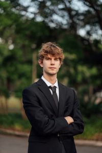 Maximus Adversalo headshot photo