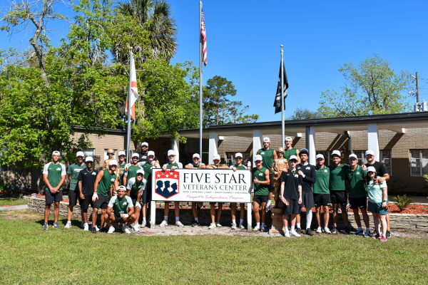 Volunteers line up at 5 Star Veterans Center