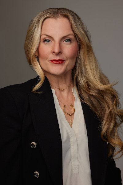 Portrait photo of dance faculty Christina Mann