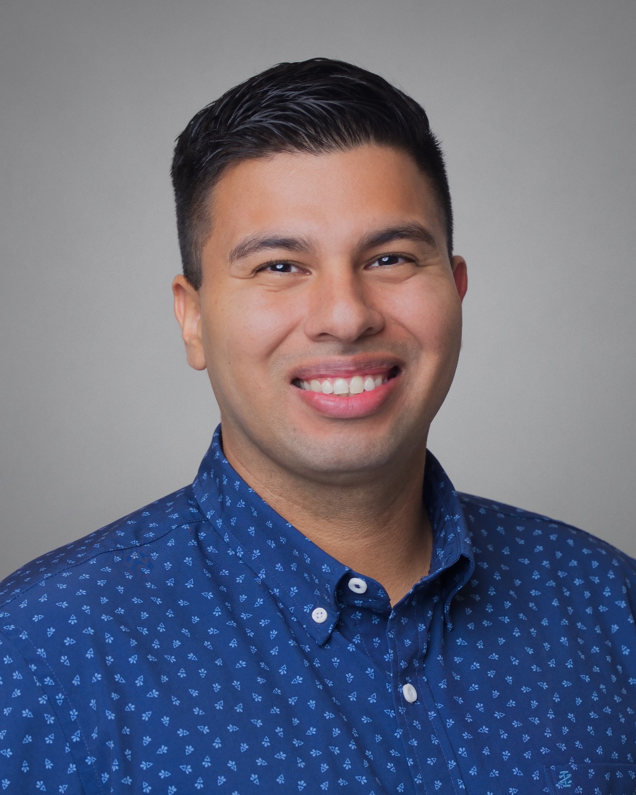 Oscar Lemus Treminio headshot