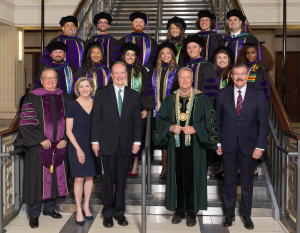 COL Graduates with JU leadership and faculty