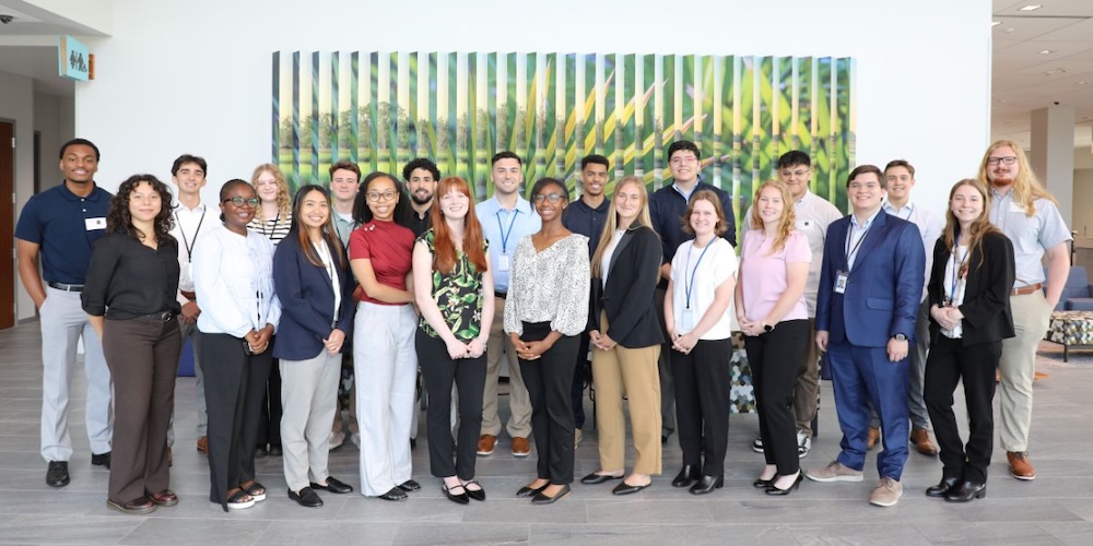 Group photo of JEA interns
