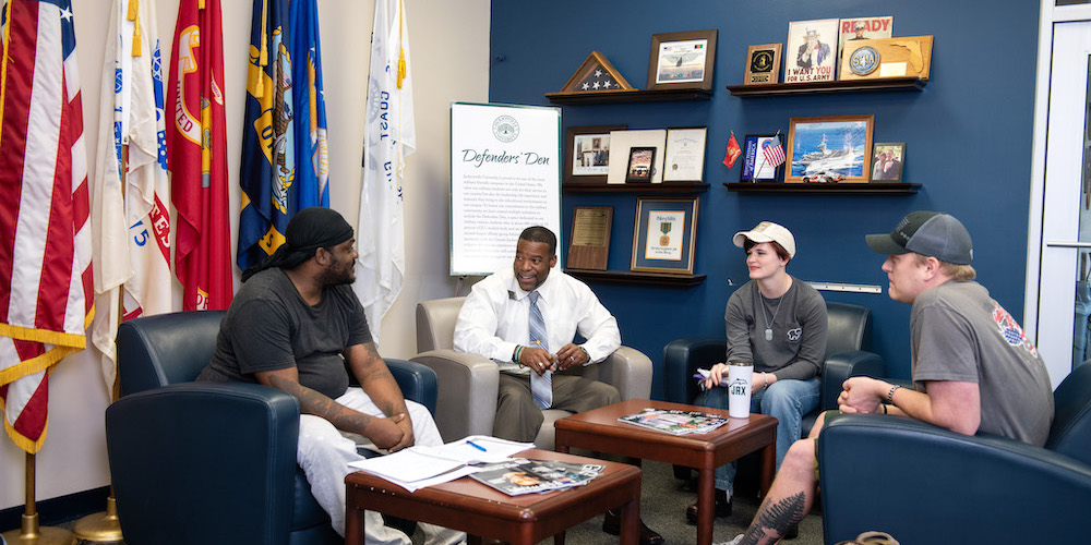mike mitchell meets with veteran students