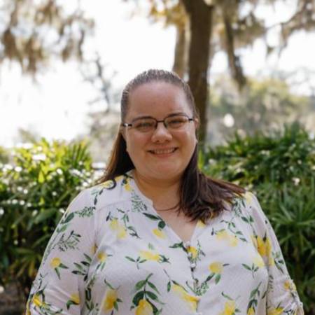 Heather Seaborn headshot - Thrive Coach